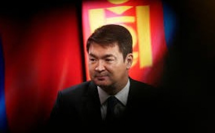 Улстөрийн өрөгт НОЁН байсан Ч.САЙХАНБИЛЭГ ардын БААТАР уу, ардын дайсан уу гэдгийг ЦАГ ХУГАЦАА л шүүнэ!!